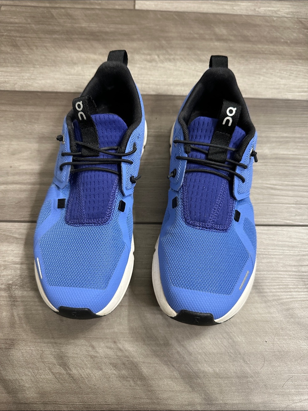 On Running Blue Cloudswift Athletic Shoes